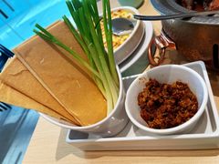 -吕氏疙瘩汤·新派鲁菜(芝罘万达店)