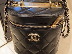 -Chanel(德基广场店)