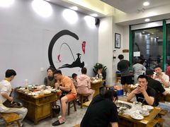 大堂-老表牌·蛙蛙鸡冷锅鱼(成都东站店)