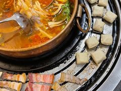 -阿山卓·野生菌火锅·纳西火塘烤肉