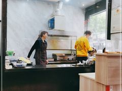 -白翔甜食店