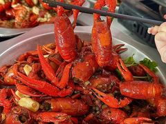 -丹水桥地锅鱼·翘嘴鲌·地方特色全鱼宴(丹江口大坝店)