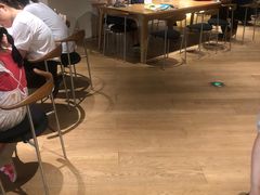 -新华文创·光的空间