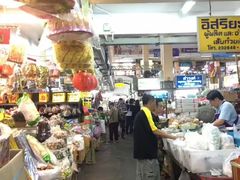-瓦洛洛传统市场