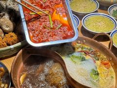 -洱火云南酸菜牛肉火锅(石景山当代商城店)