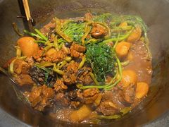 -山河屯铁锅炖(哈西站店)