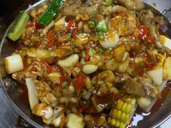 牛蛙爱上虾-小民大排档(光谷店)