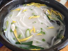 -桥香园过桥米线(国贸店)