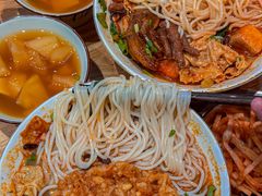 -螺小胖柳州螺蛳粉(钟楼总店)