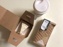 -星巴克(北京远大路金源燕莎店)