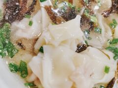 鸡汤小馄饨9元一碗-小桃园·豆浆油条(复兴中路店)