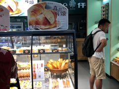 面包甜点陈列柜-仟吉KenGee(汪家墩店)