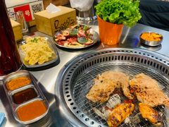 -马路牙子烧烤音乐酒馆(望京店)