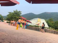 -汤山欢乐水世界