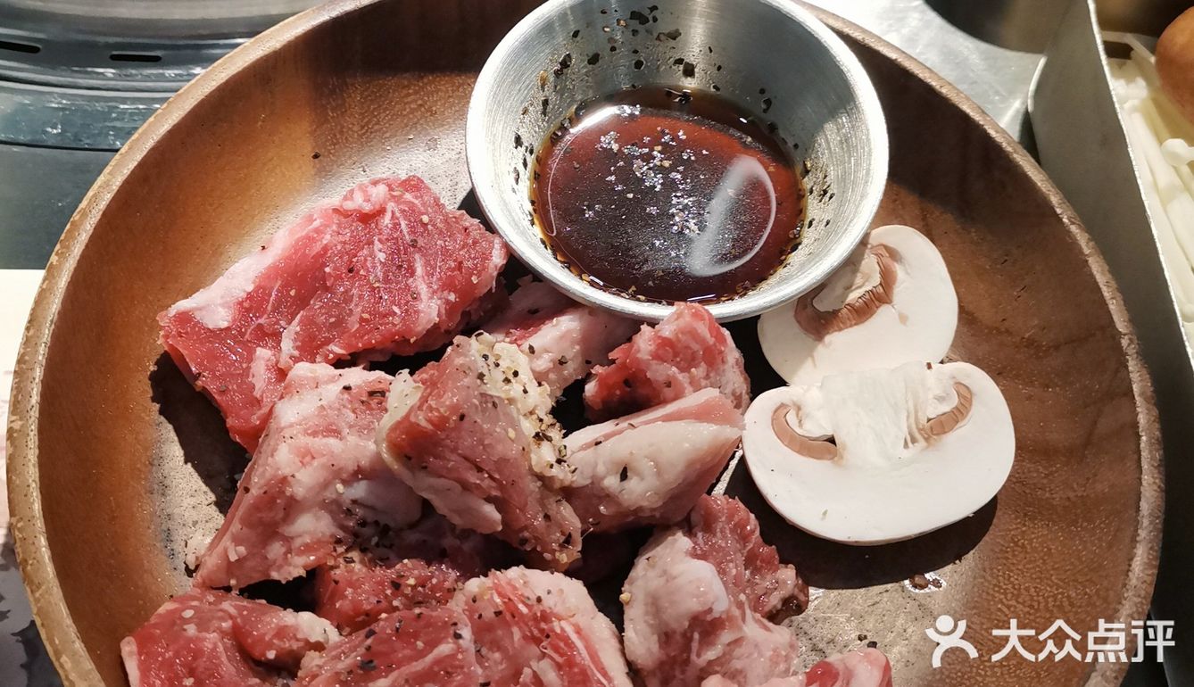 广州探店|广州首家放映厅主题烤肉