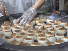 鲜肉月饼-光明邨大酒家(淮海路店)