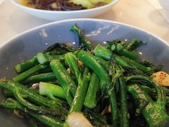 鸡油拍蒜炒台兰花-港丽餐厅(高德置地店)