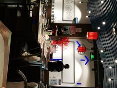 -尚尚仙·酸汤猪手·猪肚鸡火锅(华联万柳购物中心店)