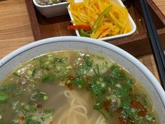 -西部马华清真兰州牛肉面·烧烤夜市(关东店)