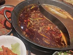 -巴卤社老火锅(财富店)