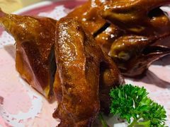 脆皮乳鸽-点点心港式茶餐厅(南京西路店)