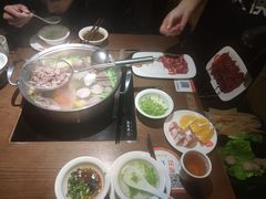 -牛焱·贵州黄牛肉火锅(城西银泰店)