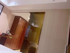 -维也纳酒店(广州番禺市桥地铁站店)