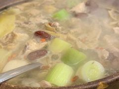 碳锅老母鸡-百姓食府(秦虹路店)