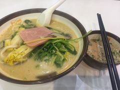 -张亮麻辣烫(尚都SOHO店)