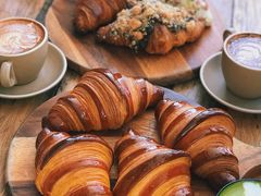 杨枝甘露可颂-Top Impression Bakery Wolli Creek