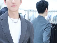 -王府井百货熙地港店