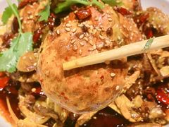 -肥肥虾庄·金牌油焖大虾(杨园滨江时代walk店)