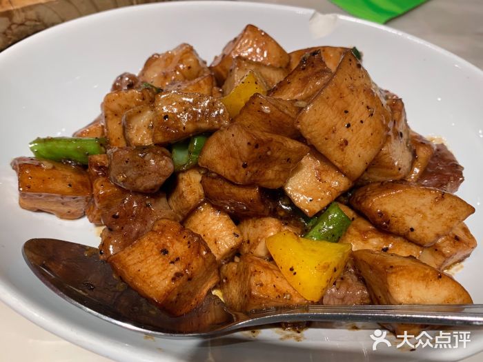 汤城小厨(西直门凯德MALL店)珍菌牛仔粒图片