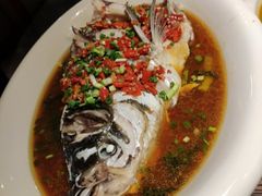 剁椒鱼头-湖南人家·家传湖南菜(水围店)