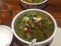 -渝是乎川渝小炒(新世界百货望京店)