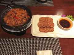 酱肘子-蜈支洲岛珊瑚酒店临海阁中餐厅