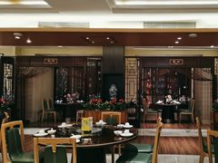 -广州中心皇冠假日酒店·百粤楼