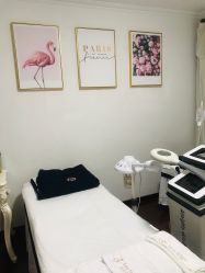 -美肤盾祛痘·问题肌头疗管理中心