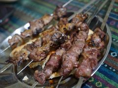 -烤肉小伙烤肉店