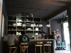 -旧屋咖啡(海景店)