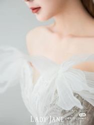-Lady  Jane高端婚纱礼服馆