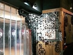 -MAX伯爵趣味互动密室逃脱(大坪D馆店)