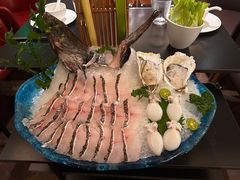 -鲜入唯煮·港式海鲜牛肉火锅(金宝街店)