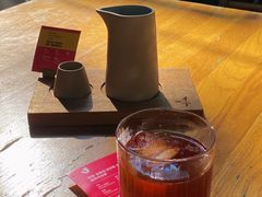 -彳亍咖啡·这里(水湾路店)