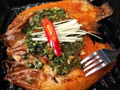 傣族香茅草烤鱼-雀舞云南菜(天津天河城购物中心店)