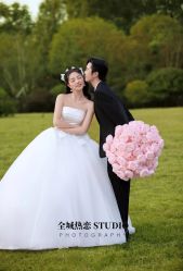 -全城热恋璀璨婚纱摄影(国贸总店)