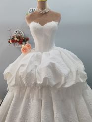-衣贝姿婚纱礼服馆