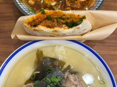 鸡汤饭-曾笼笼牛肉饼