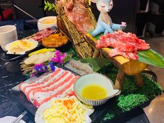 -鹤江桥·红油牛肉粉(SKP店)
