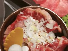 -山川小町·极番烧肉(新地假日广场店)